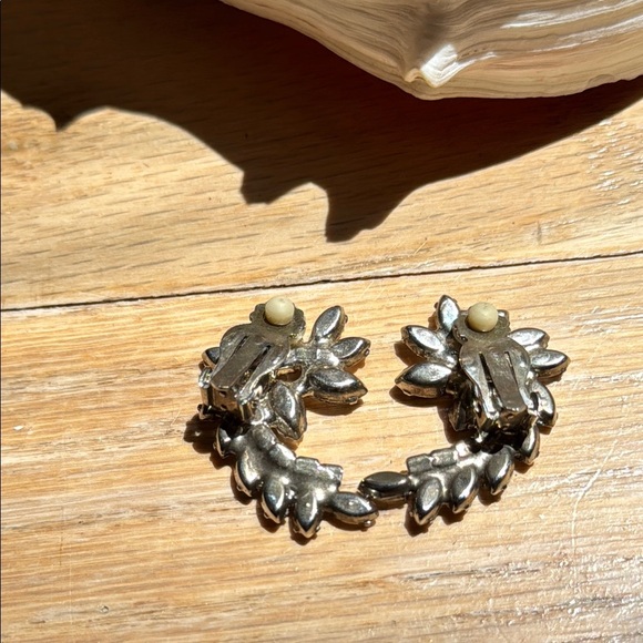 Rhinestone Earrings CLIP-ON - Picture 6 of 8